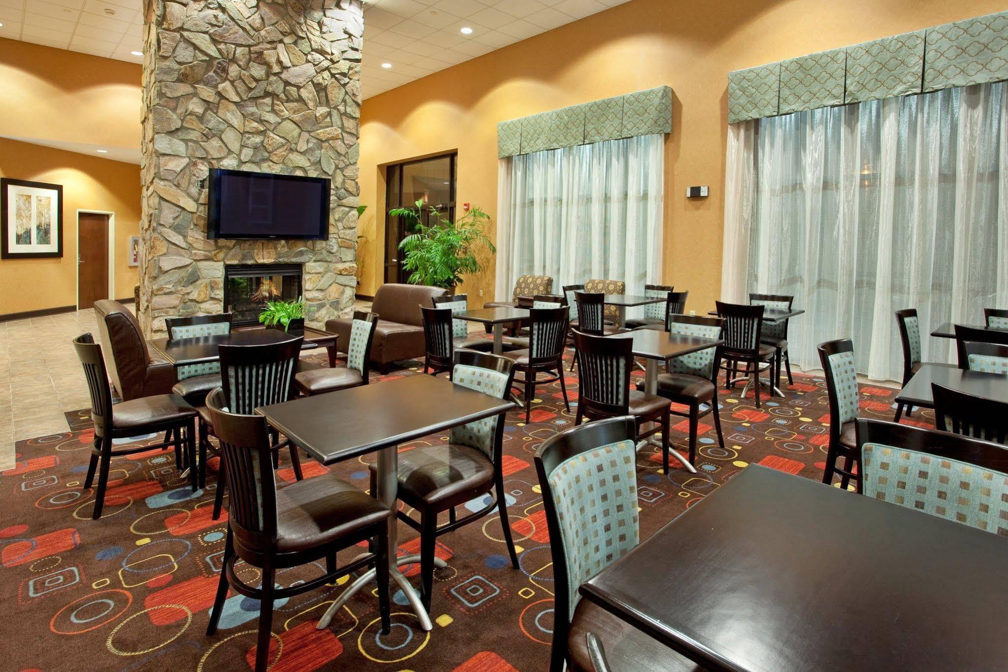 Fairfield Inn & Suites Columbia Downtown Экстерьер фото